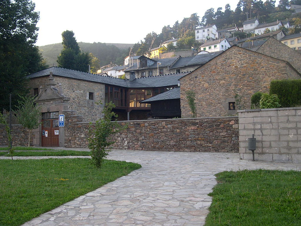 Imagen del edificio de la Fundación Sierra Pambley donde se imparten las clases de la UNED