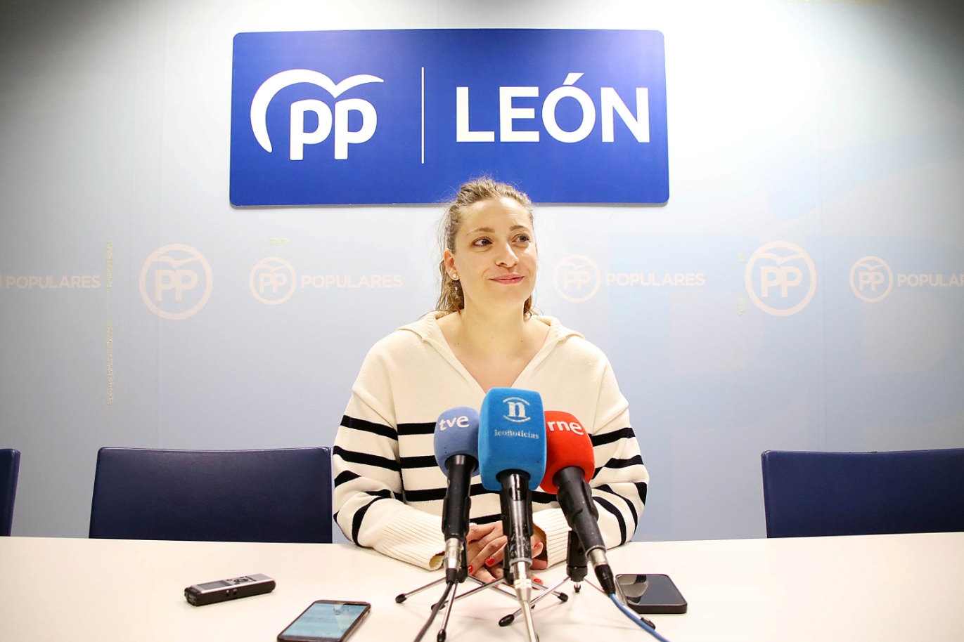 La presidenta del PP de León, Ester Muñoz