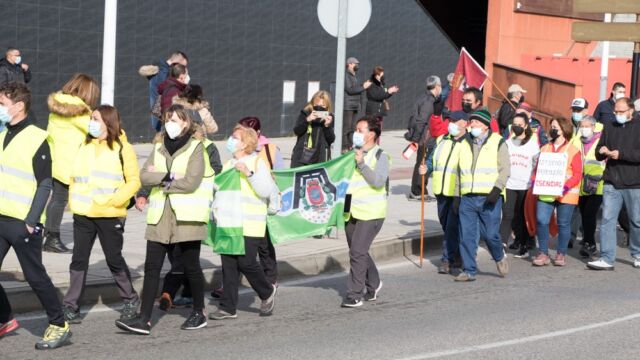 Última etapa de la marcha blanca entre Cubillos y Ponferrada. / Iván Kalax