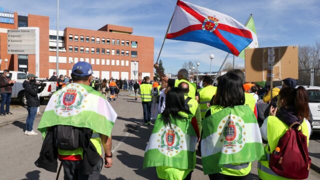Última etapa de la marcha blanca entre Cubillos y Ponferrada. / Iván Kalax
