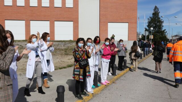 Última etapa de la marcha blanca entre Cubillos y Ponferrada. / Iván Kalax